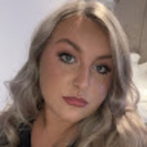 Meet your Posher, Chloe-alice